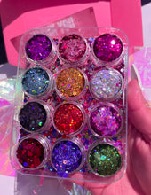 Load image into Gallery viewer, HOT GIRL GLITTER PALETTE
