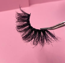 Load image into Gallery viewer, DOLLY
